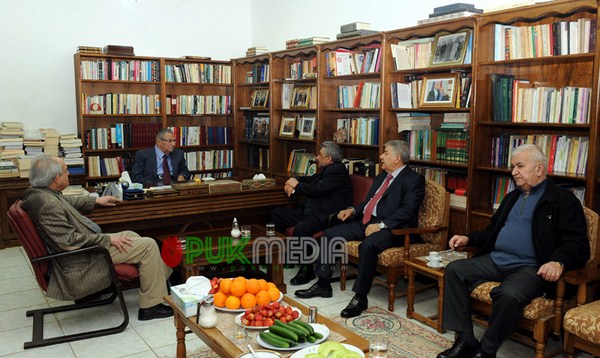 الرئيس مام جلال يلتقي النصراوي ومهدي حافظ